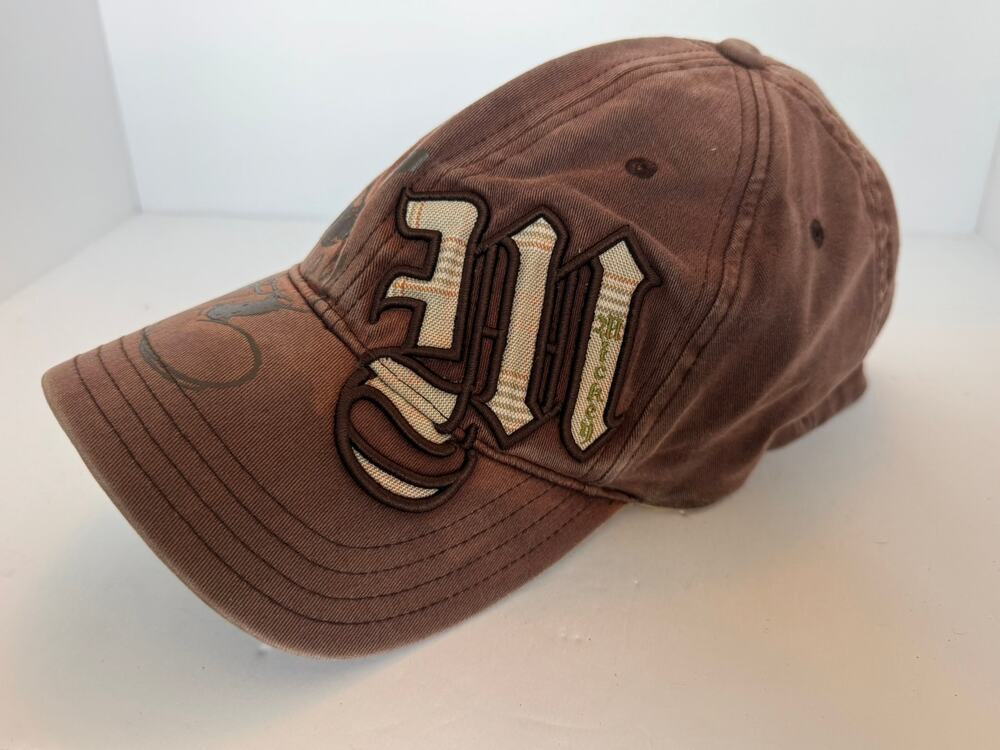 Walt Disney World Mickey Mouse Brown Gothic Graphic Fitted Hat Cap Adult
